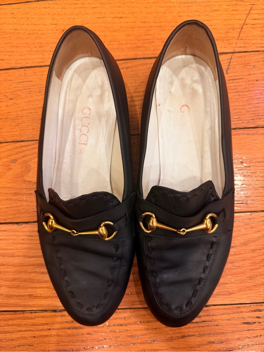 1980s Vintage Gucci Black Leather Horsebit Loafers - Picture 8 of 11